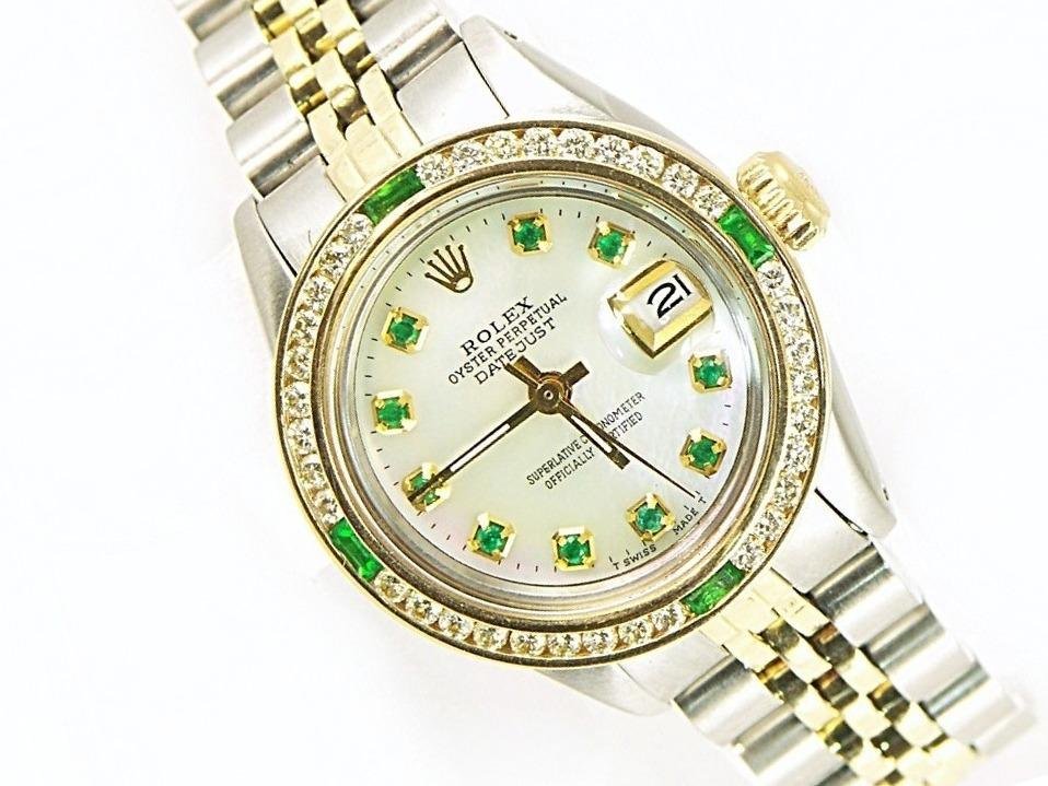 Rolex Ladies DateJust 26mm 18 K Yellow Gold Stainless Steel Jubilee Style Custom Emerald Mother of Pearl Dial Emerald Diamond Bezel - Image 6